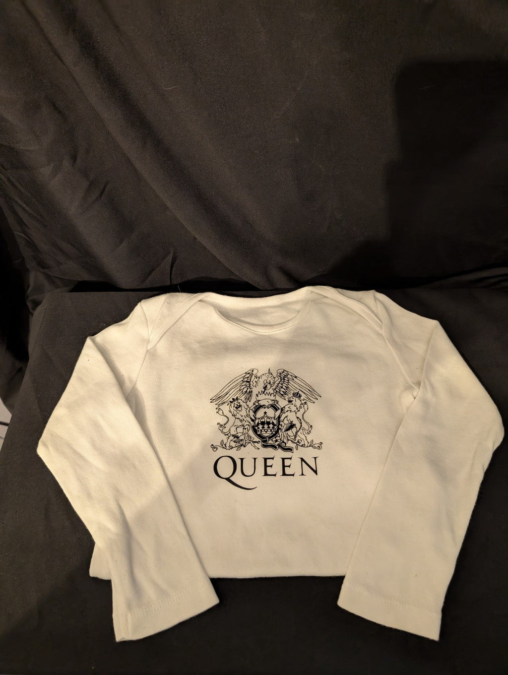 Queen Baby Grow